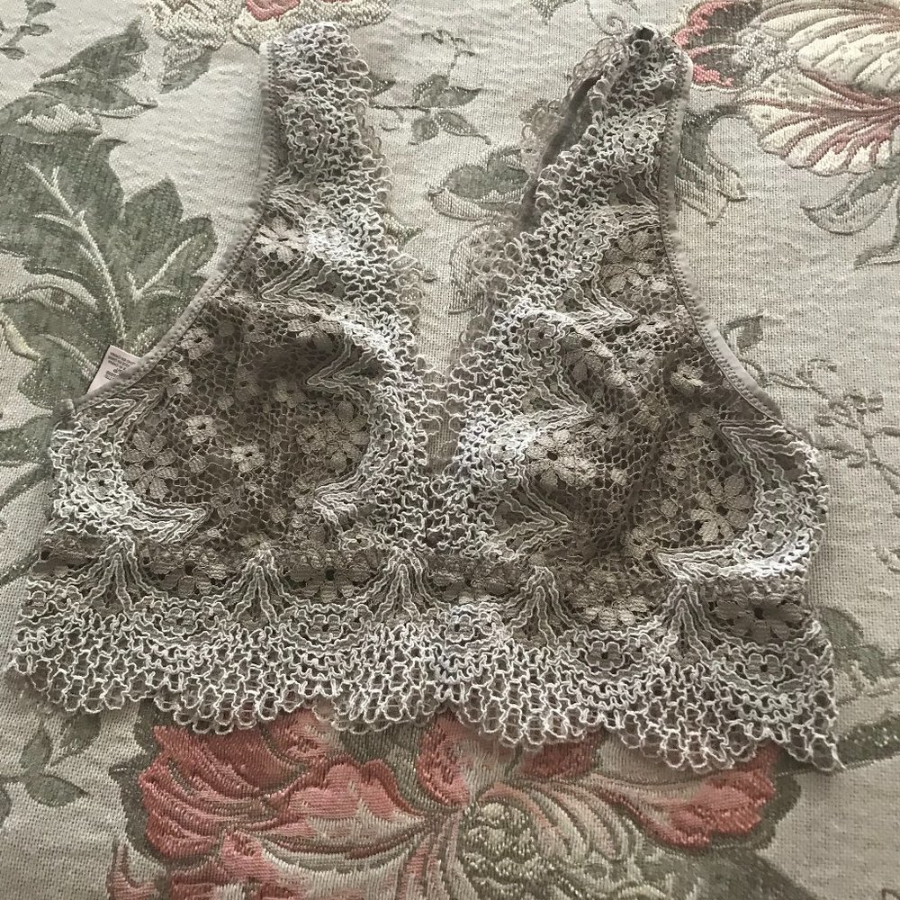 Victoria Secret Bundle - Picture 2 of 4